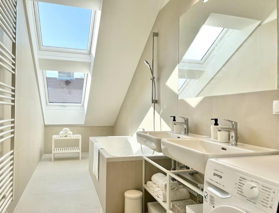 Orestaliving - Penthouse In 1020 Wien Exteriör bild
